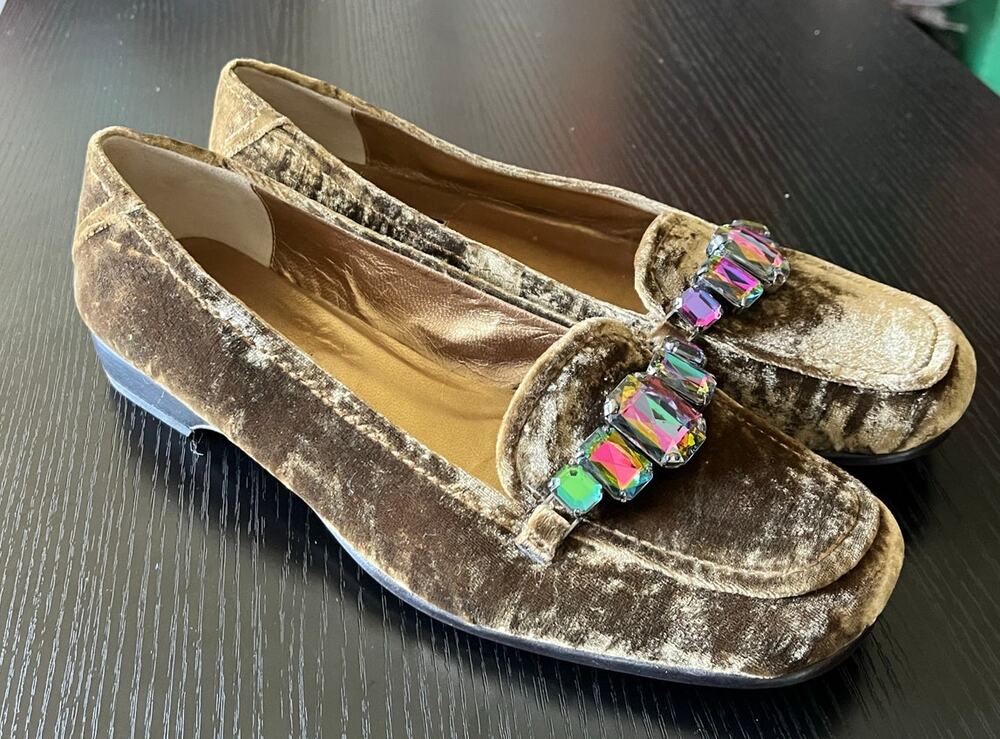 Stunning Claudia Ciuti Velvet Loafers with Faux Alexandrite Jeweled Accents